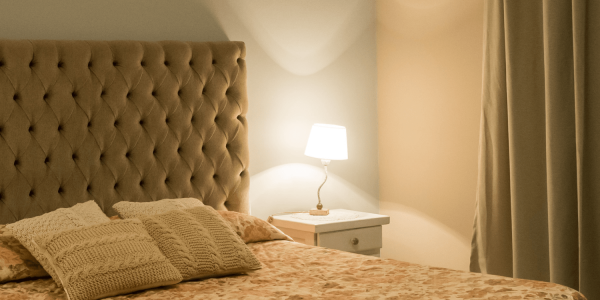 5 razones por las que poner apliques de pared en tu dormitorio 